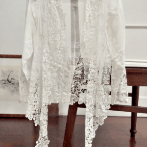 Kebaya-Lace-Putih-1