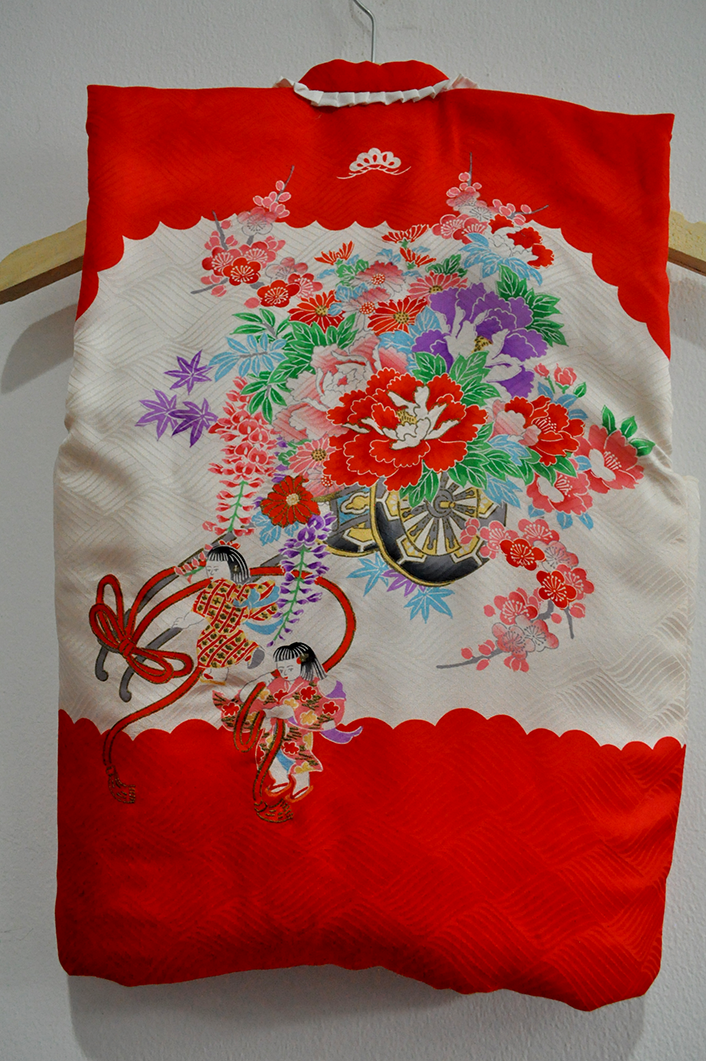03 - Outerwear Kids Cream-Red Outerwear Kids Cream-Red