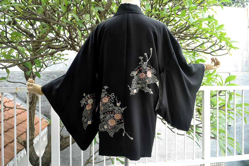 03 - Outer Kimono Black Embroidery Kipas Outer Kimono Black Embroidery Kipas