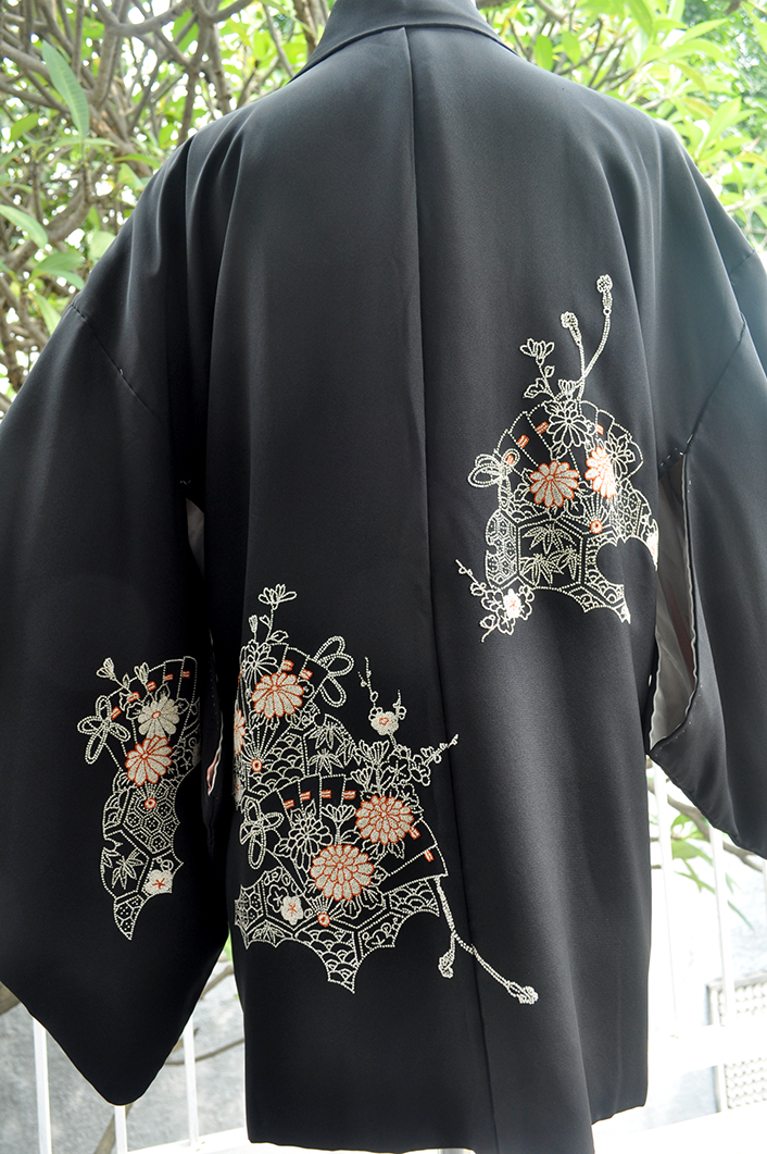 04 - Outer Kimono Black Embroidery Kipas Outer Kimono Black Embroidery Kipas