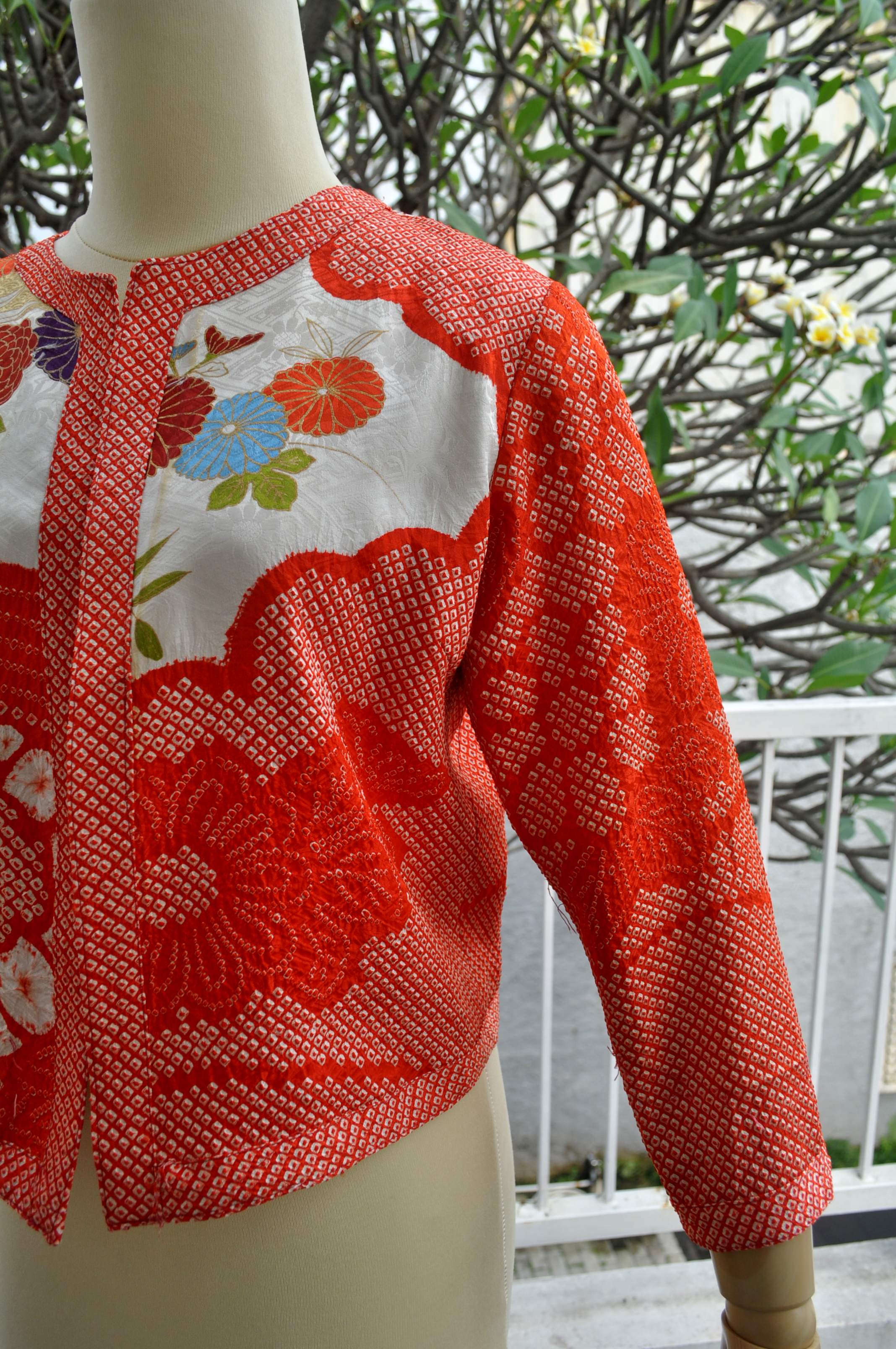 04-Outerwear Shibori Oranye #3 Outerwear Shibori Oranye #3