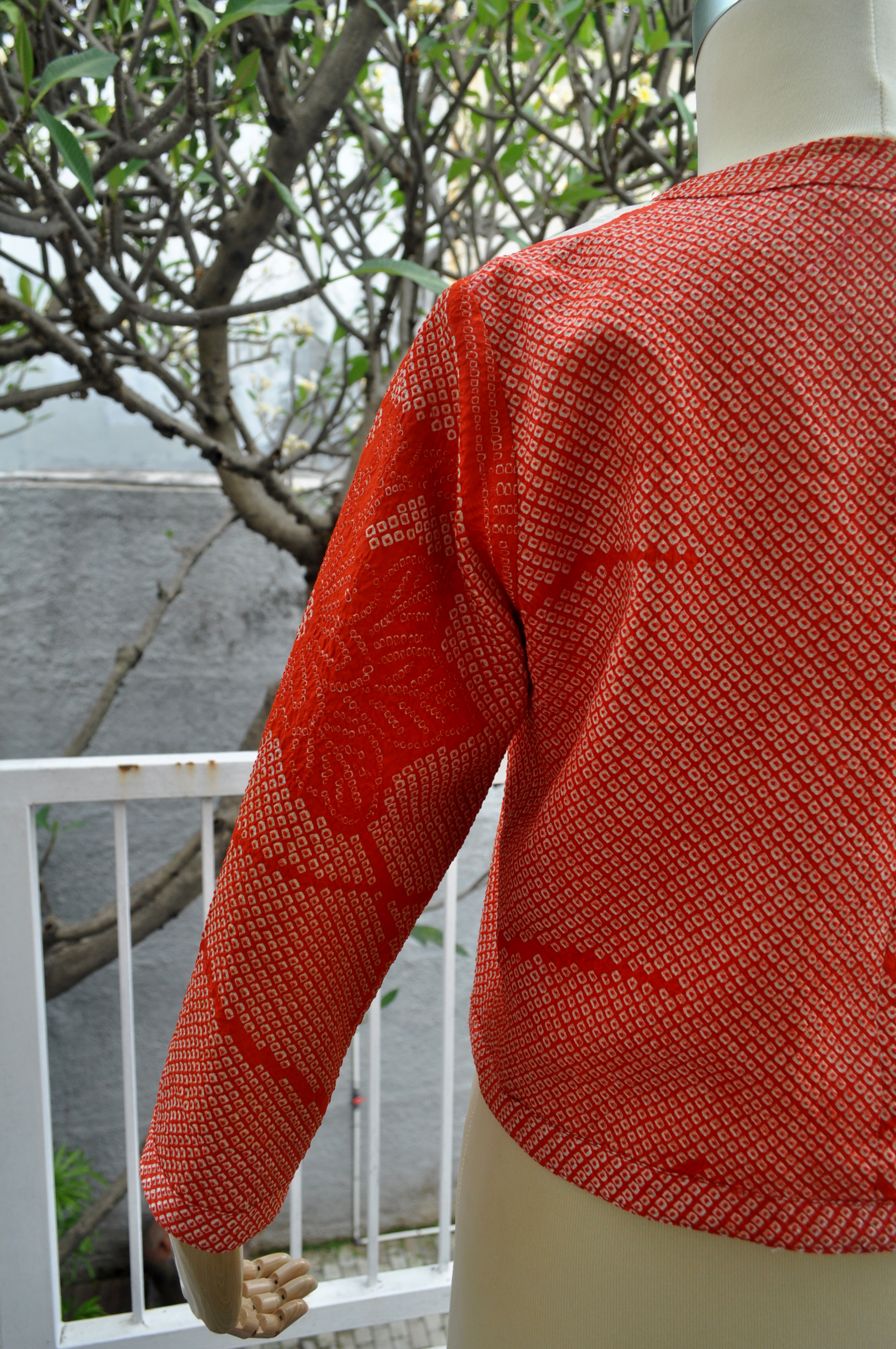05-Outerwear Shibori Oranye #3 Outerwear Shibori Oranye #3