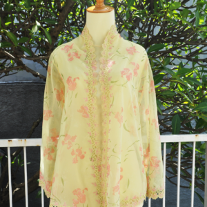 Kebaya Antik Flowers #1