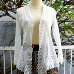 Kebaya Antik Putih Lace Klasik #2