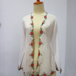 Kebaya Antik Putih - Bunga Merah