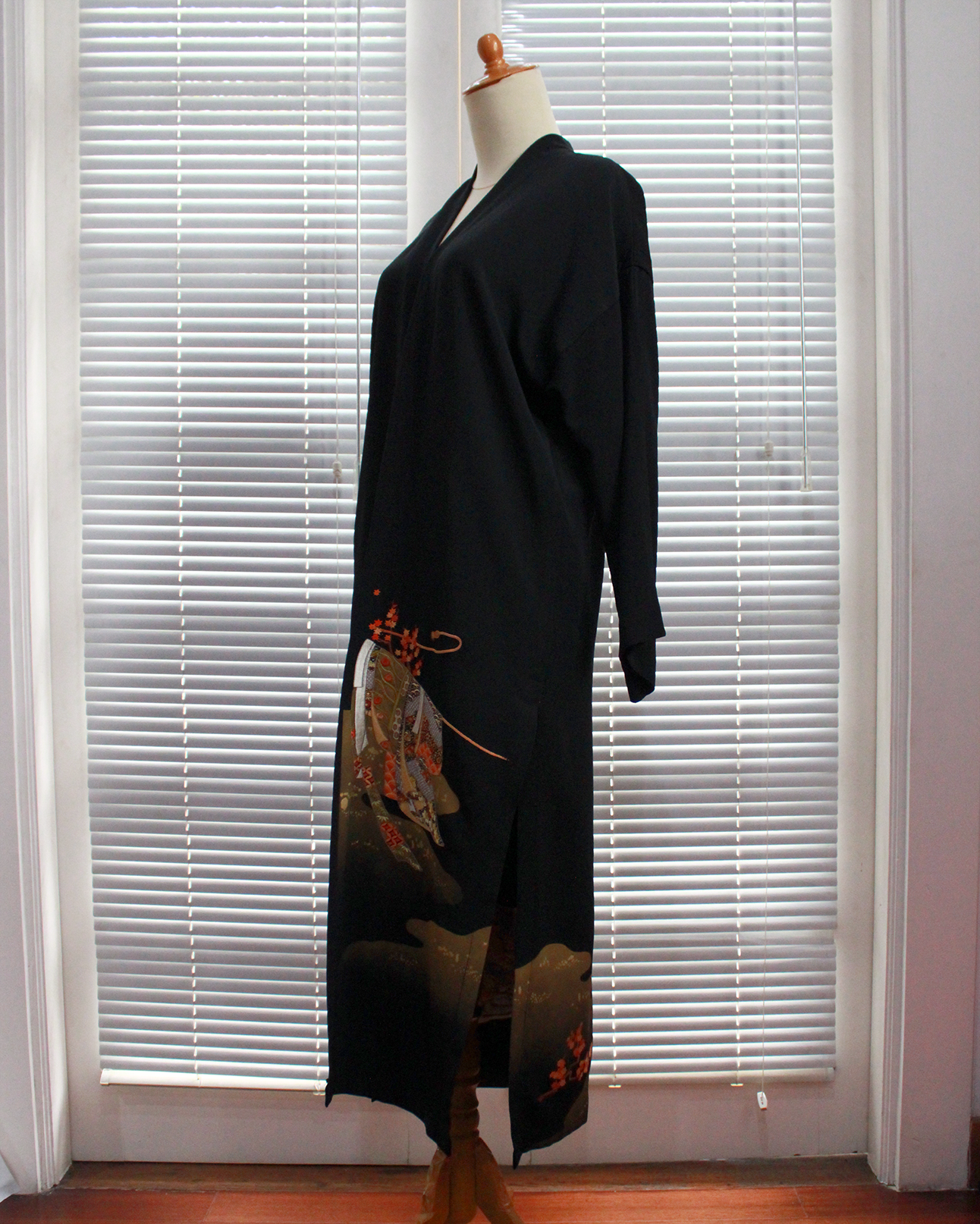 03 - Long Outer Gold Embroidery