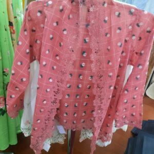 Kebaya Antik Pink Kotak-Kotak Bunga