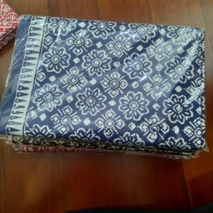 Batik Cap Merah Bunga